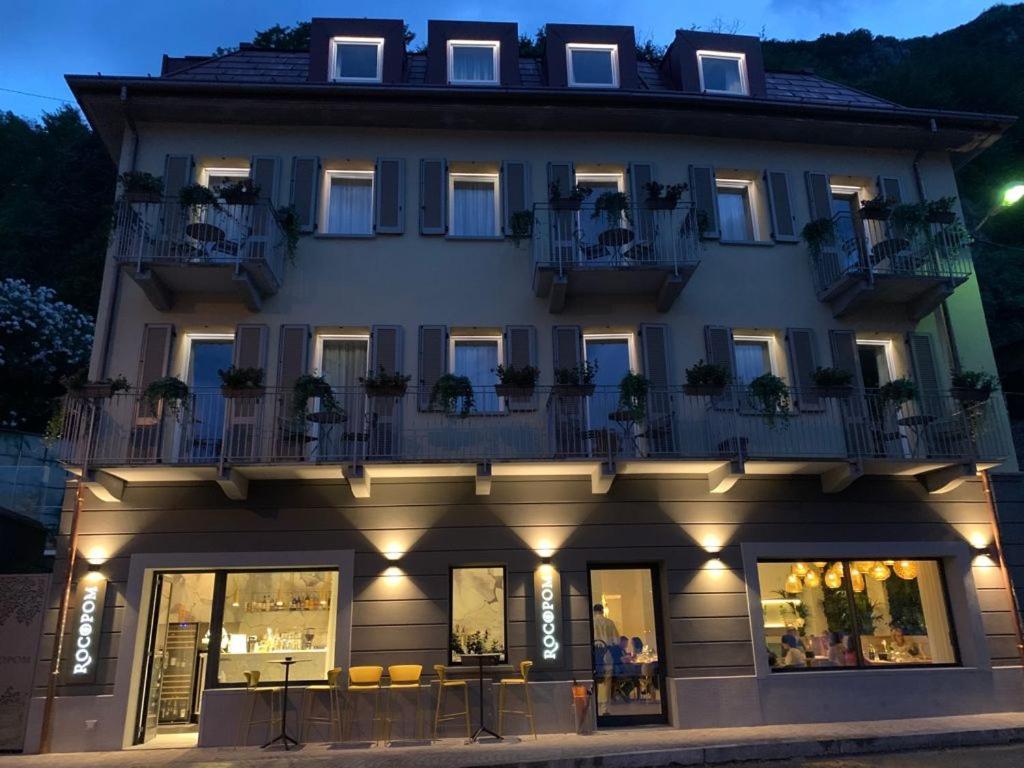 Luxury Suites Rocopom - Lake Front Малграте Екстериор снимка
